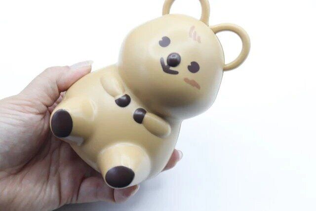 ダイソーのキャラクターはさみ（クオッカ、スタンド付）