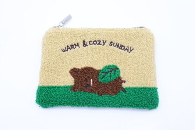 ダイソーのクアッカポーチ3