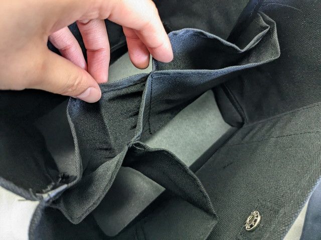 BAYFLOWトートバッグ中