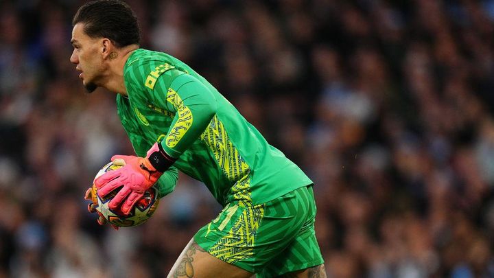 世界最高峰のGKが衝撃の告白…「8年間、同じパンツを履いている」