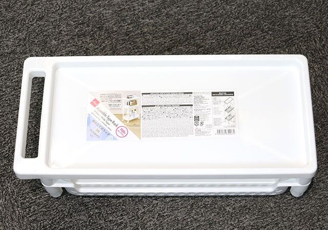 ダイソーの組み立て式ラック（3段、ワイドタイプ）1