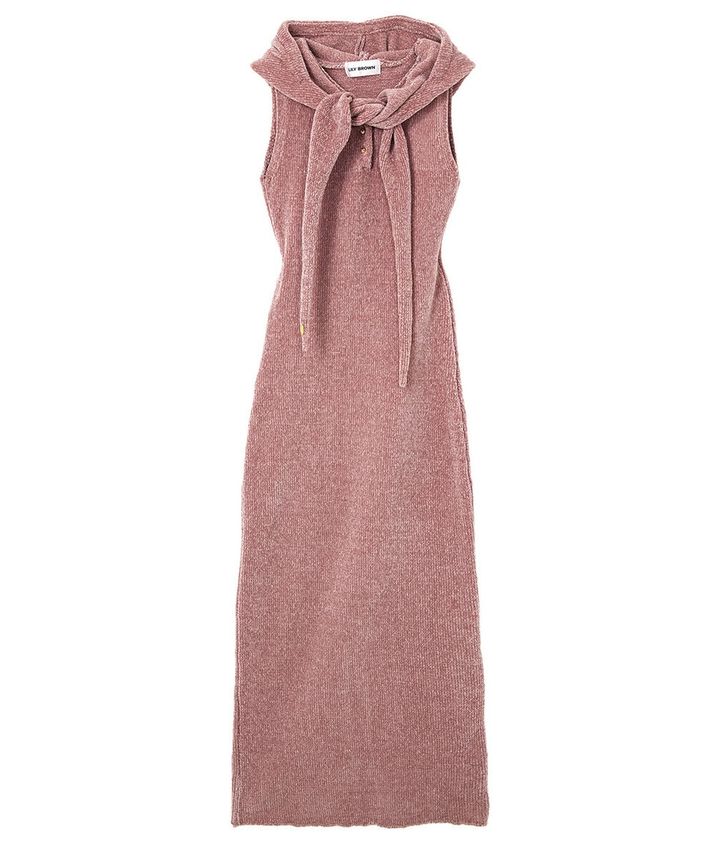 八木アリサとピンク