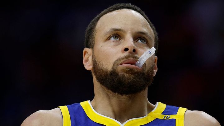 バスケ界の天才が、サッカースタジアムでブーイングを受けたワケ