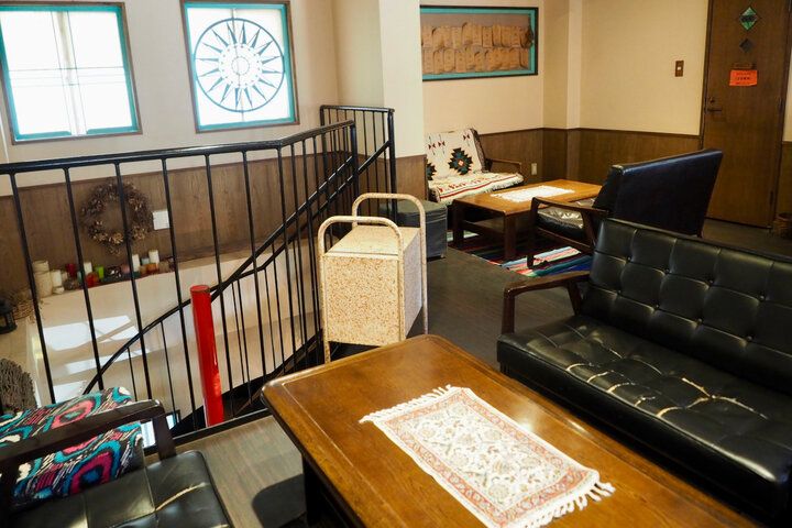 箱根湯本駅から１分♪ 路地裏の隠れ家カフェで早川を眺めながらのんびりコーヒータイム「ティムニー」