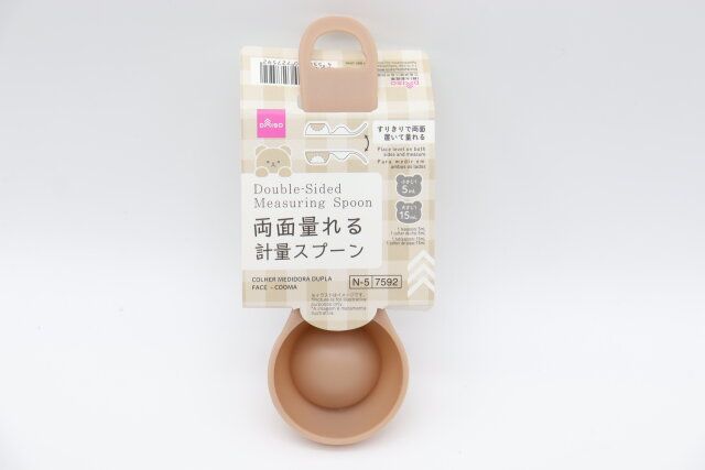 ダイソーの両面量れる計量スプーン（Cooma）のパッケージ