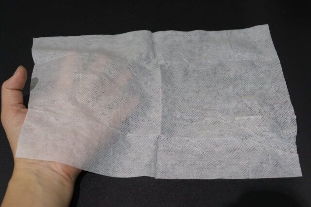 ダイソーのアルコール20％除菌大判ウェット、極厚、20枚（ブラックサンダー）3