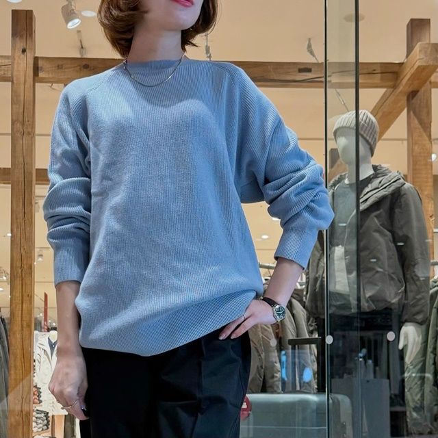 無印良品「紳士 洗える畦編みクルーネックセーター」