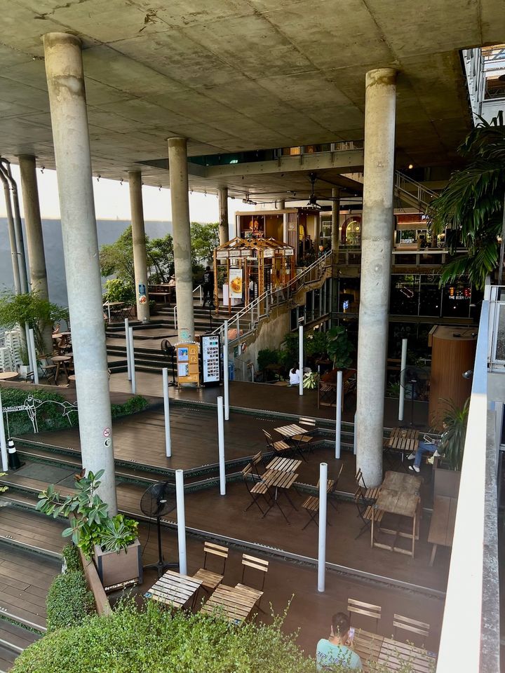 タイの『THE COMMONS Thongkor』