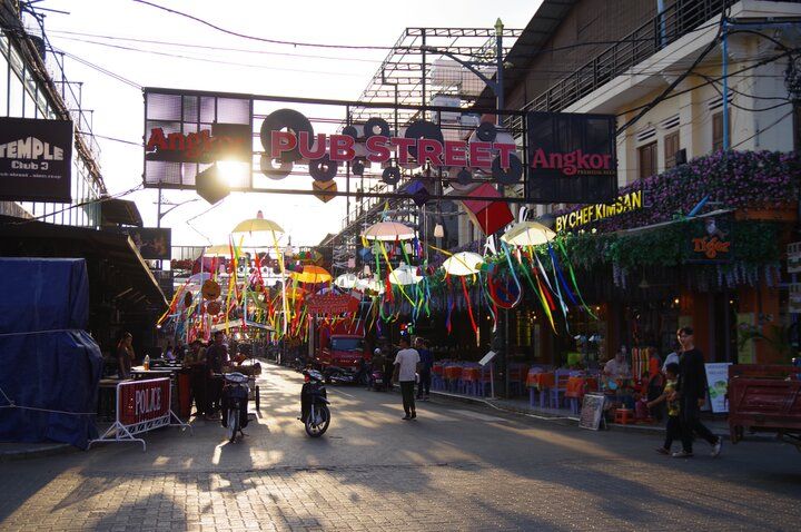 一度は見てみたい絶景！世界遺産アンコール遺跡群へ。リゾートホテルやクルーズ船観光も
