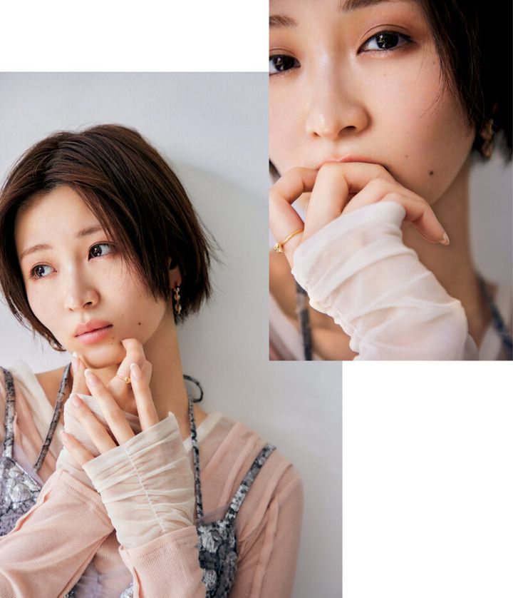 目元のくすみを飛ばす、ほんのり華やかなミュートシャドウ モデル＝岡崎紗絵