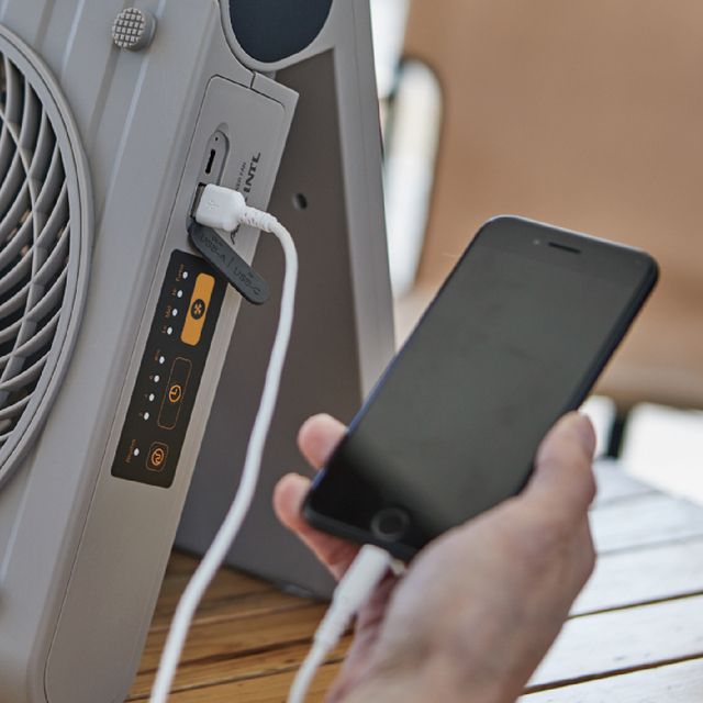 すまーほとフォンの充電もできます