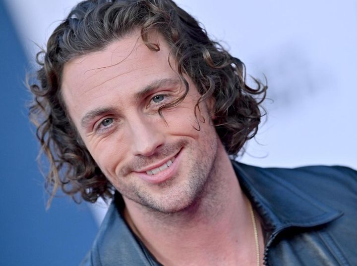 画像2: ピアース・ブロスナンがアーロン・テイラー＝ジョンソンについて語る