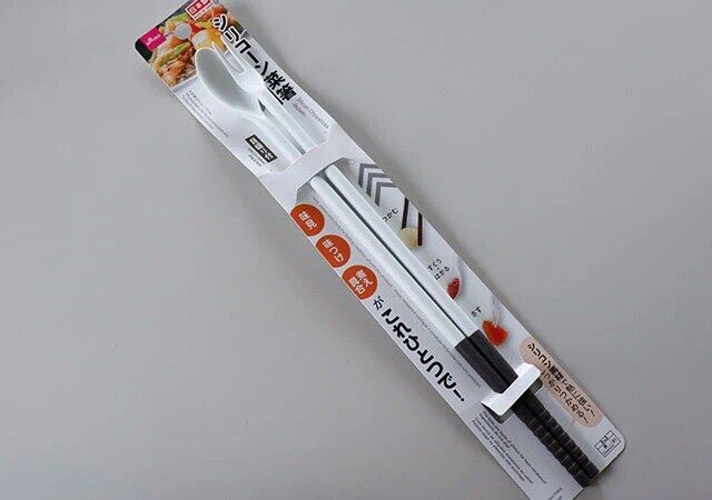 ダイソーのシリコーン菜箸のパッケージ