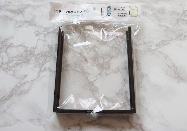 ダイソーのキッチンマルチスタンドSのパッケージ