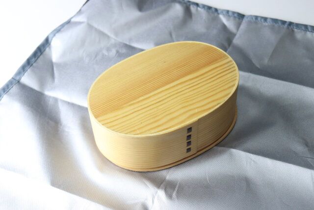 セリアのわっぱを包める洗えるランチクロスゴムバンド付