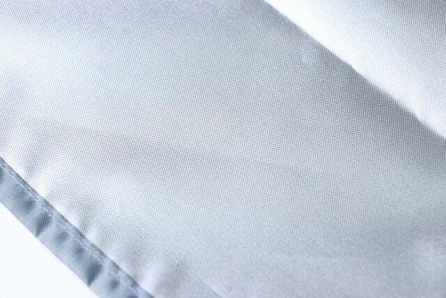 セリアのアルミコーティングされた洗えるランチクロスゴムバンド付