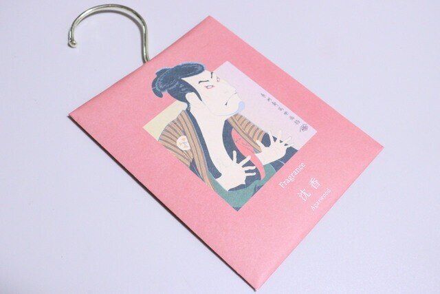 ダイソーサシェ沈香