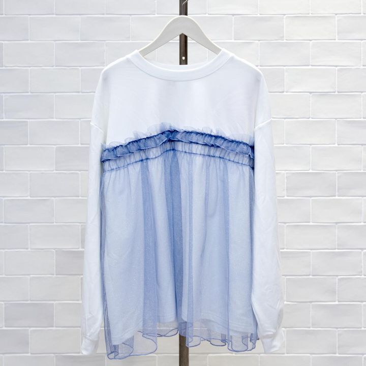 画像: 5. 1枚で重ね着見え！ ラメ入りチュールで可愛げムードを加速したカットソー。チュール切り替えプルオーバー￥ 1,780／ワークマン workman.jp