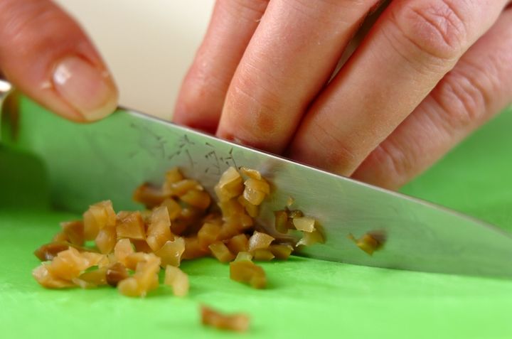 モヤシとザーサイのスープの下準備1