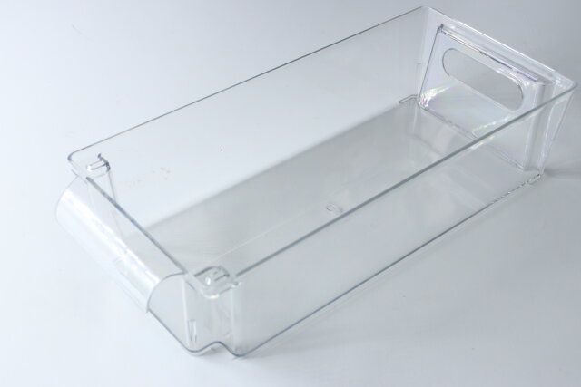 スタックができるクリア冷蔵庫収納ケース（31.5cm×13.5cm×7.5cm） デザイン