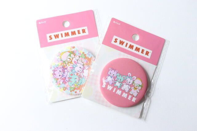 セリアのSWIMMER 缶バッジ Kawaii2種