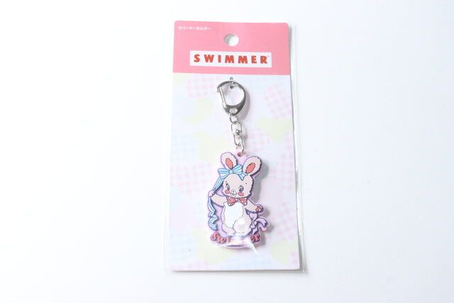 セリアのSWIMMER ラバーキーホルダー Kawaiiのパッケージ