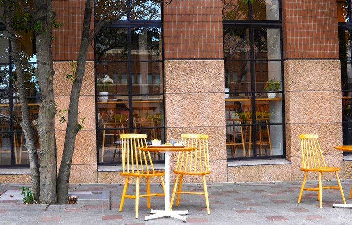 横浜の歴史を感じる運河沿いのカフェで体にやさしいスイーツを堪能♪「Vee Sweets CAFE YOKOHAMA」