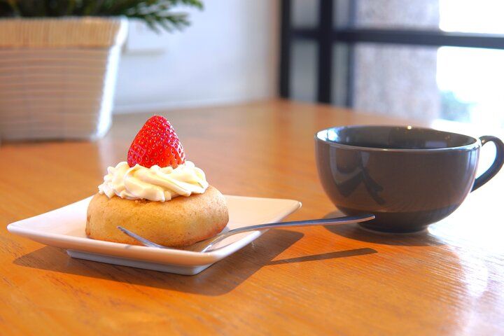 横浜の歴史を感じる運河沿いのカフェで体にやさしいスイーツを堪能♪「Vee Sweets CAFE YOKOHAMA」