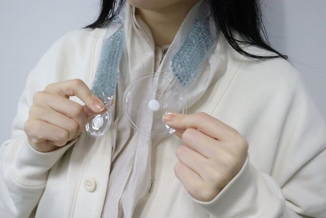 つぶつぶ保冷剤ネック用 着用