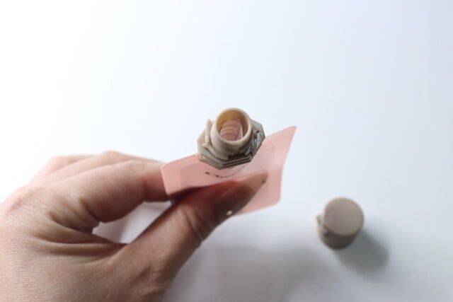 コンパクトなつめかえパウチ10mL2P 形状