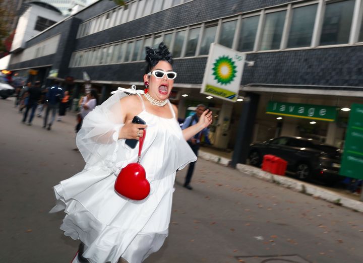 2024年春夏パリコレクションにて。