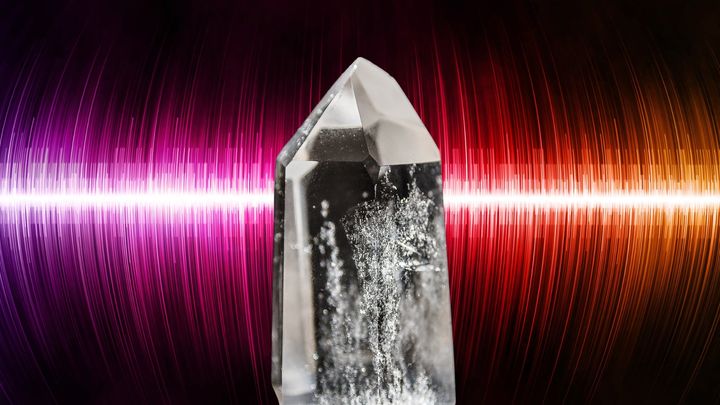 “悪魔の階段”に挑む時間結晶――カオスへ滑り落ちる最前線