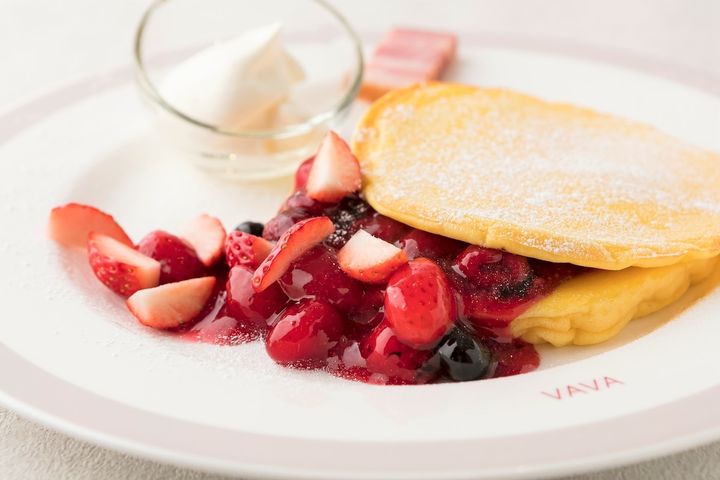 「VAVAパンケーキ 苺＆ベリー」 2090円