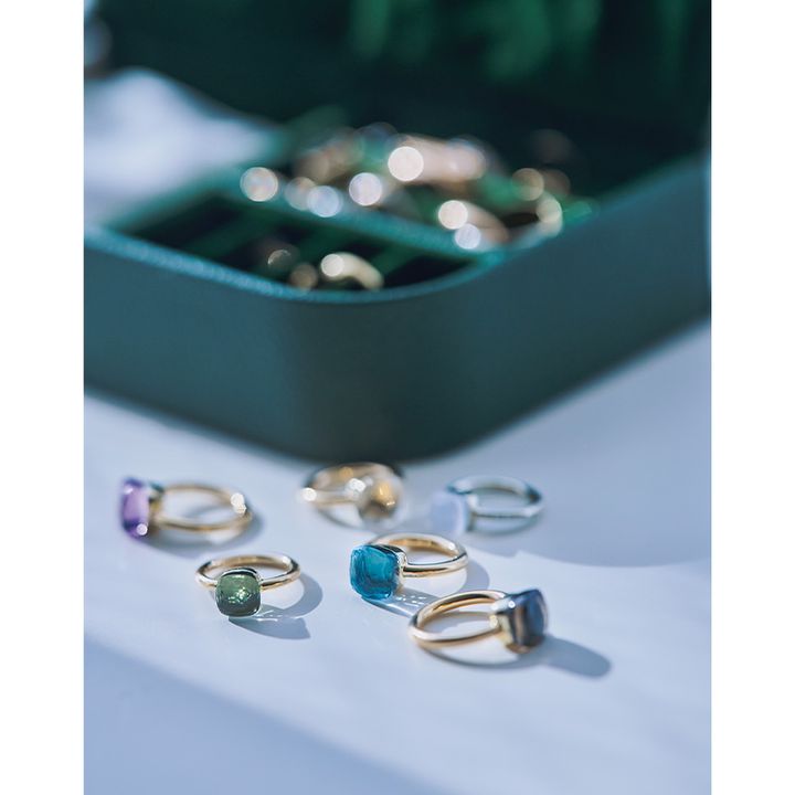 フリーアナウンサーの鷲見玲奈さん私物のポメラートの色石リング