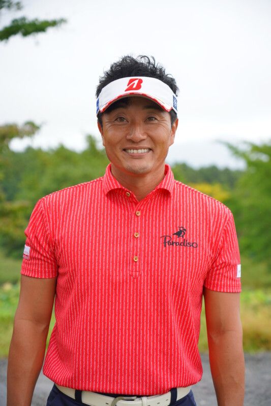 鏡を見ながら球を打つ！パットの悪いクセを直す方法を解説