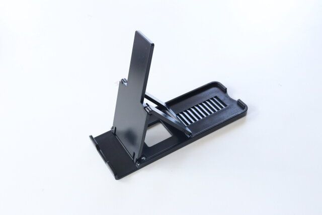 ダイソー 12ステップ タブレットスタンド