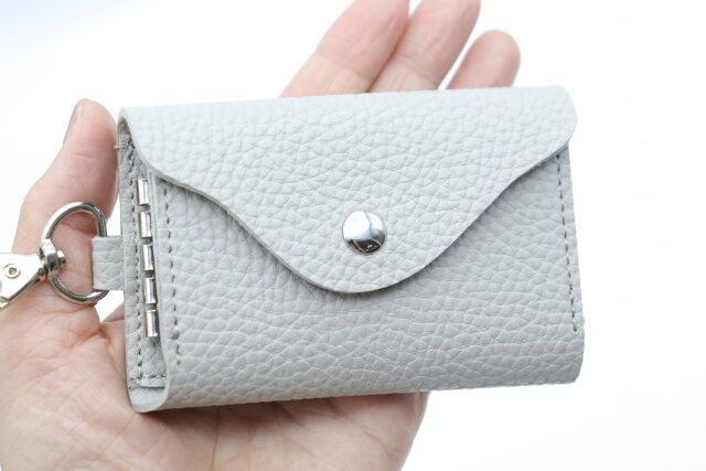 ダイソー 4連キーケース（ベーシック） サイズ感