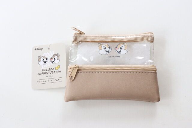 セリアのダブルジッパーポーチ 9×12cm チップ＆デールのパッケージ
