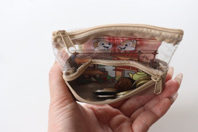 セリアのお財布になるダブルジッパーポーチ 9×12cm チップ＆デール