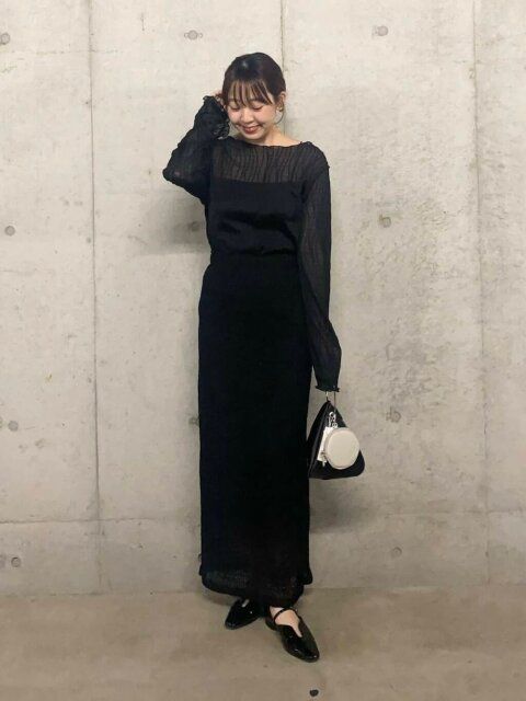 黒スカートコーデ5