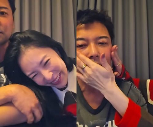 チョン・ヒョンム（左）とBoAのライブ配信