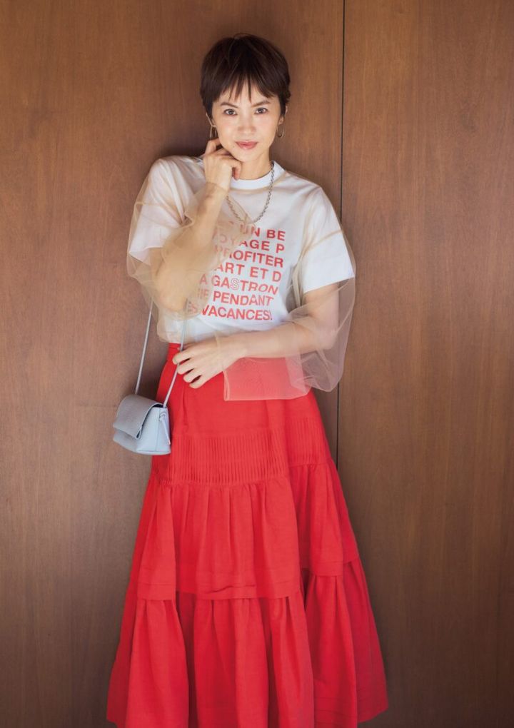 シアートップスのコーデ