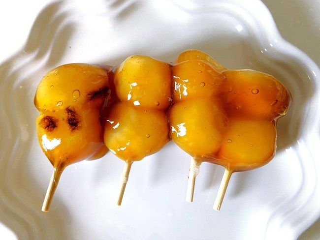 あわせ醤油の炙りみたらし団子