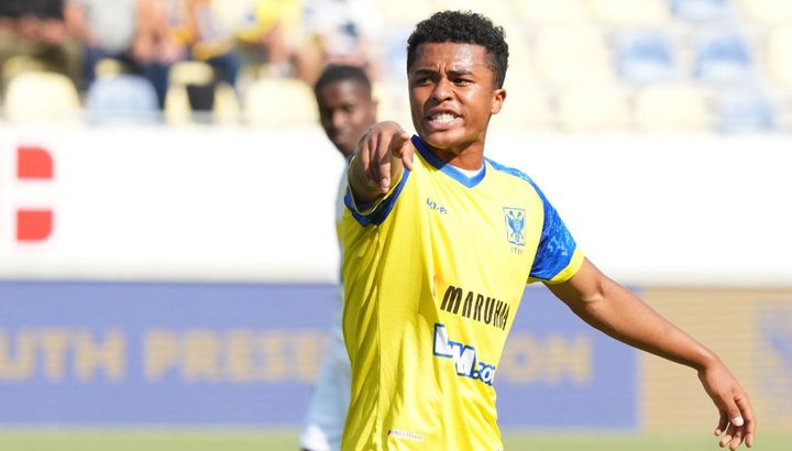 「プレミアへの移籍が最終的な夢だが…」 日本代表MFに現地で去就報道、行き先はドイツか