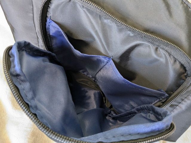 9ポケットショルダーバッグ立体オープンポケット