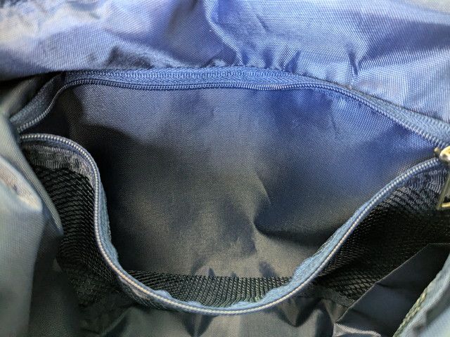 9ポケットショルダーバッグの中