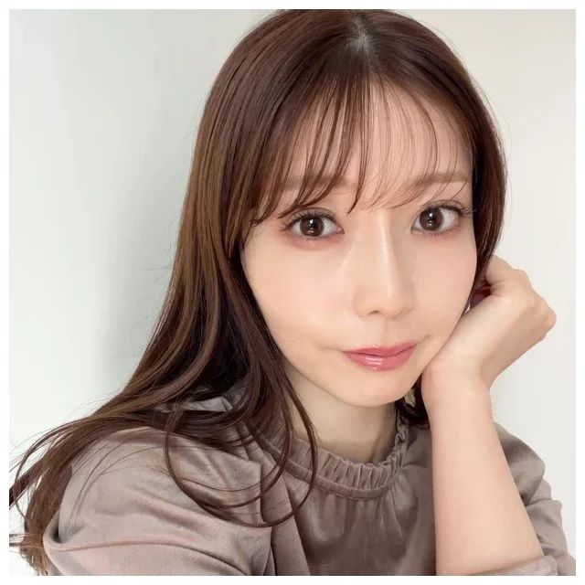 うさぎ舌リップのやり方