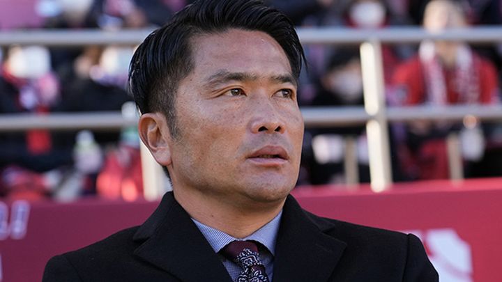 「熱いぜ岩政」「指揮官はこうでなければ」札幌・岩政大樹監督の“感情爆発”にファンたちも呼応！