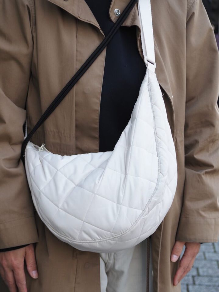 「ユニクロ」のショルダーバッグ