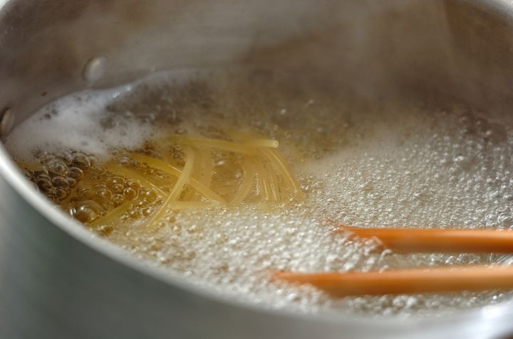 菜の花のカルボナーラの作り方1